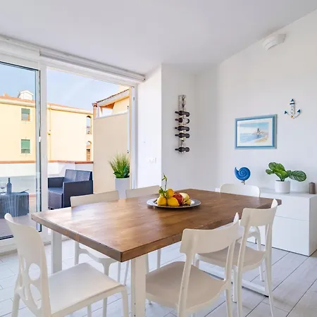 Lägenhet Penthouse In The Center With Wonderful View