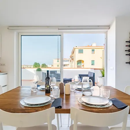 Апартаменты Penthouse In The Center With Wonderful View